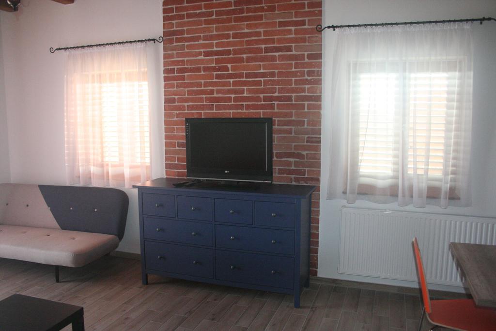 Malomko Apartman Zsira エクステリア 写真