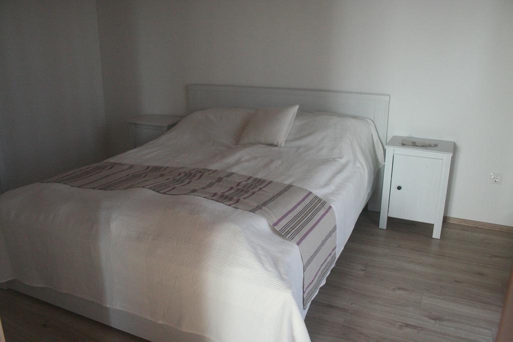Malomko Apartman Zsira エクステリア 写真